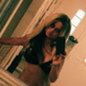 Meet your Posher, Cassandra